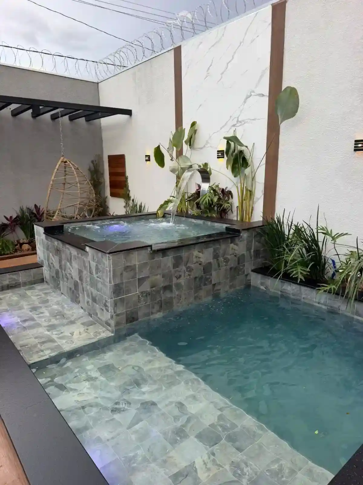 Salão de Festa Morumbi — hidromassagem com cascata no Isas Eventos em Uberlândia