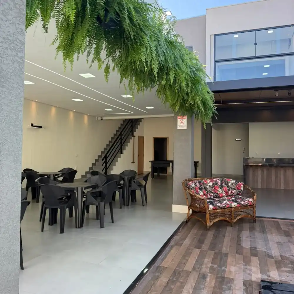 Área interna do Isis Eventos, salão de festas em Uberlândia